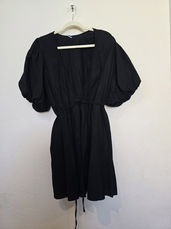 Old Navy Dresses & Skirts - Old Navy Black Puff-Sleeve V-Neck Midi Wrap Dress Sz XL
